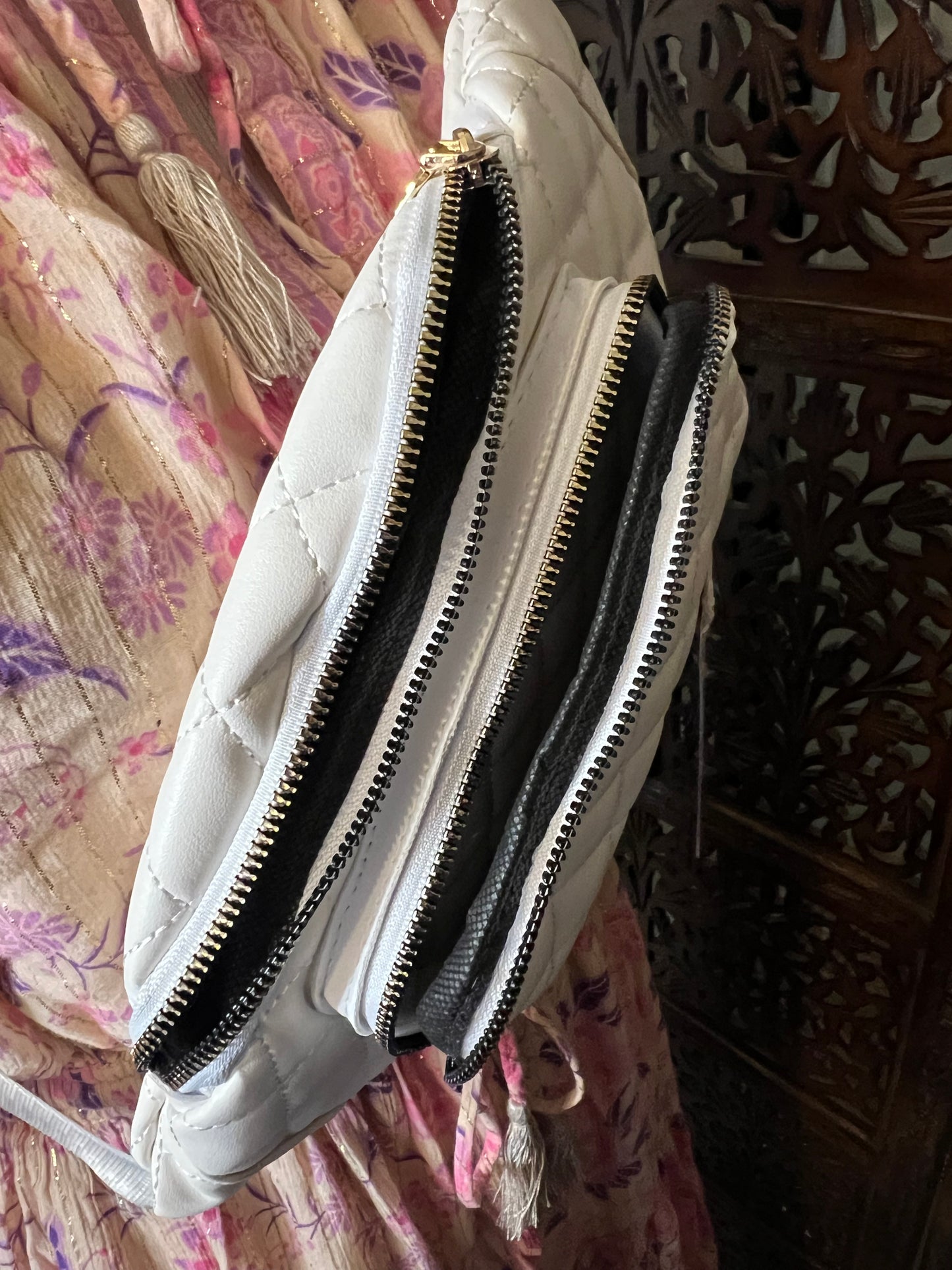 SAMPLE - The Amber Bag in White