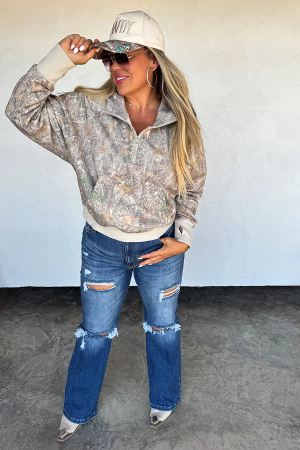 PREORDER: Camo Woods Easy Does It Pullover