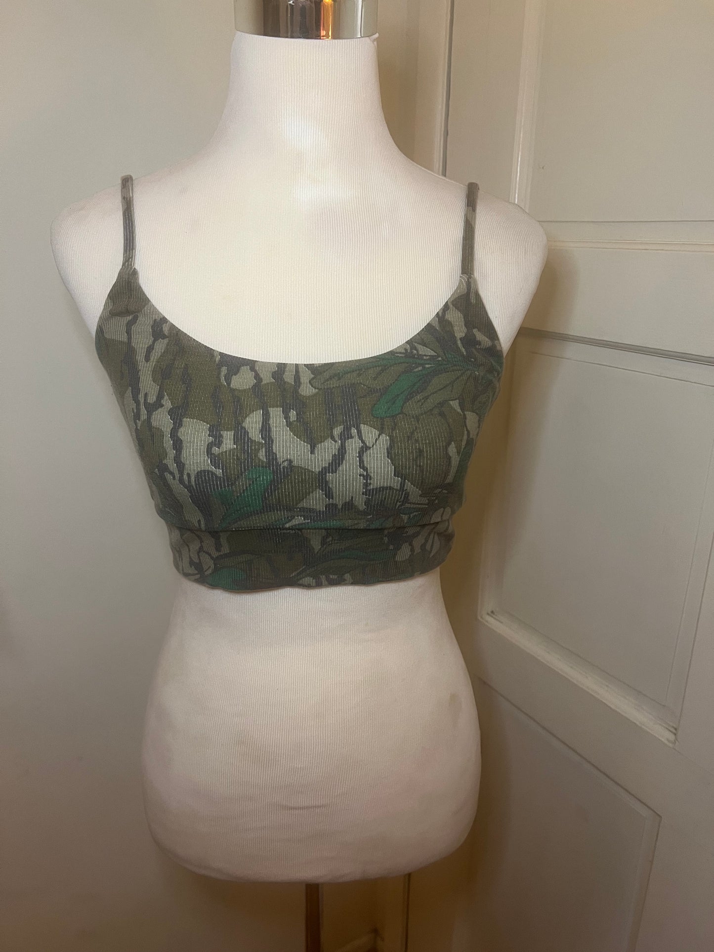 Amber Moon Revival: Tribe Kelley Mossy Oak Camo Traveler Bra in Greenleaf