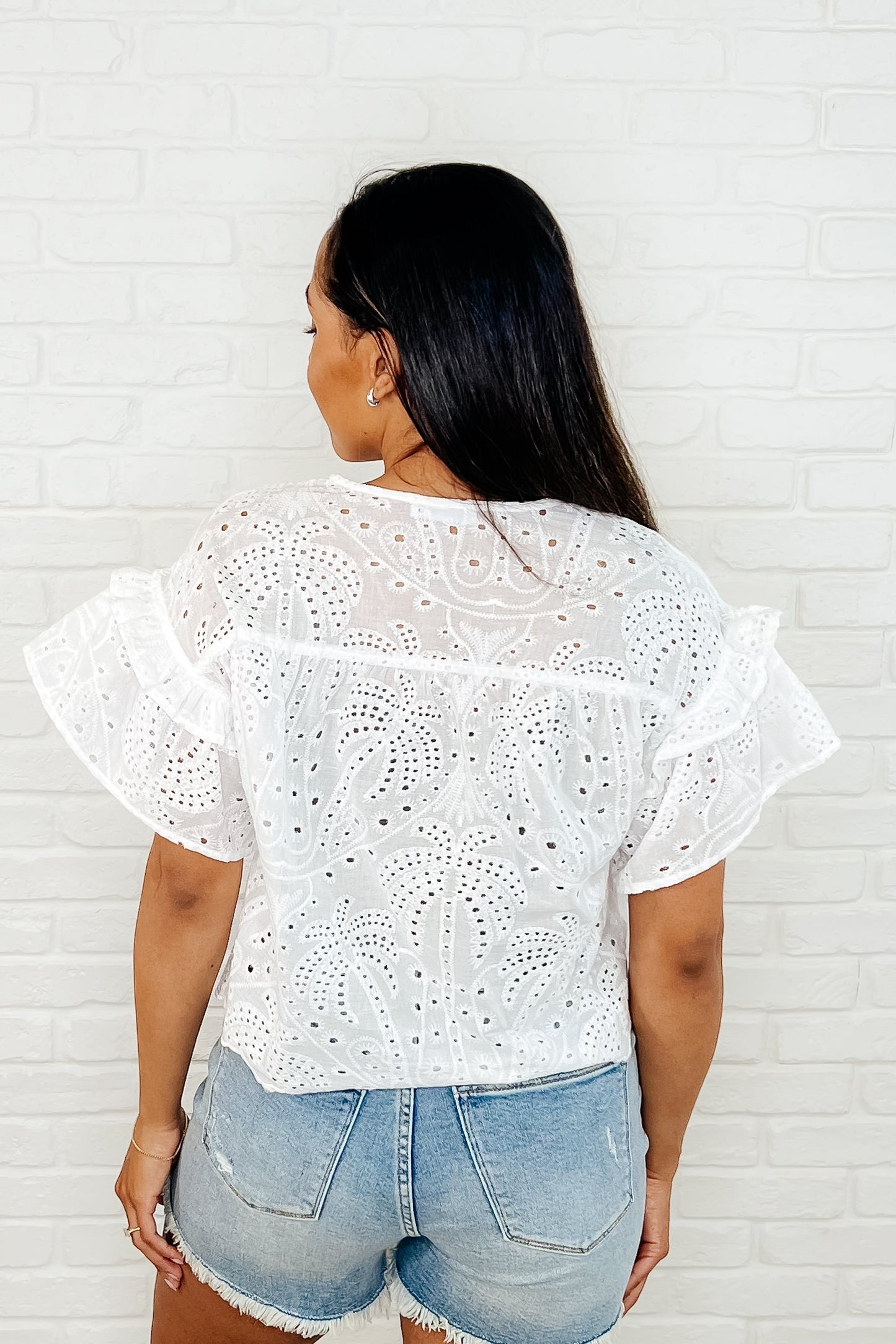 Eyelet Front Tie Top in Off White