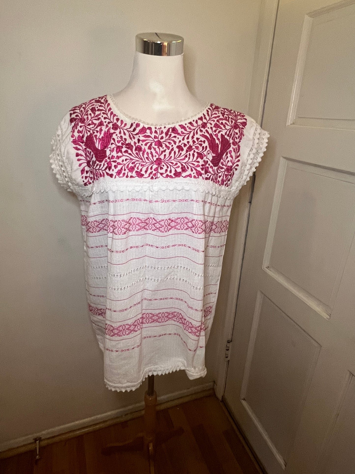 Vintage Mexican Floral Cotton Blouse in White and Pink