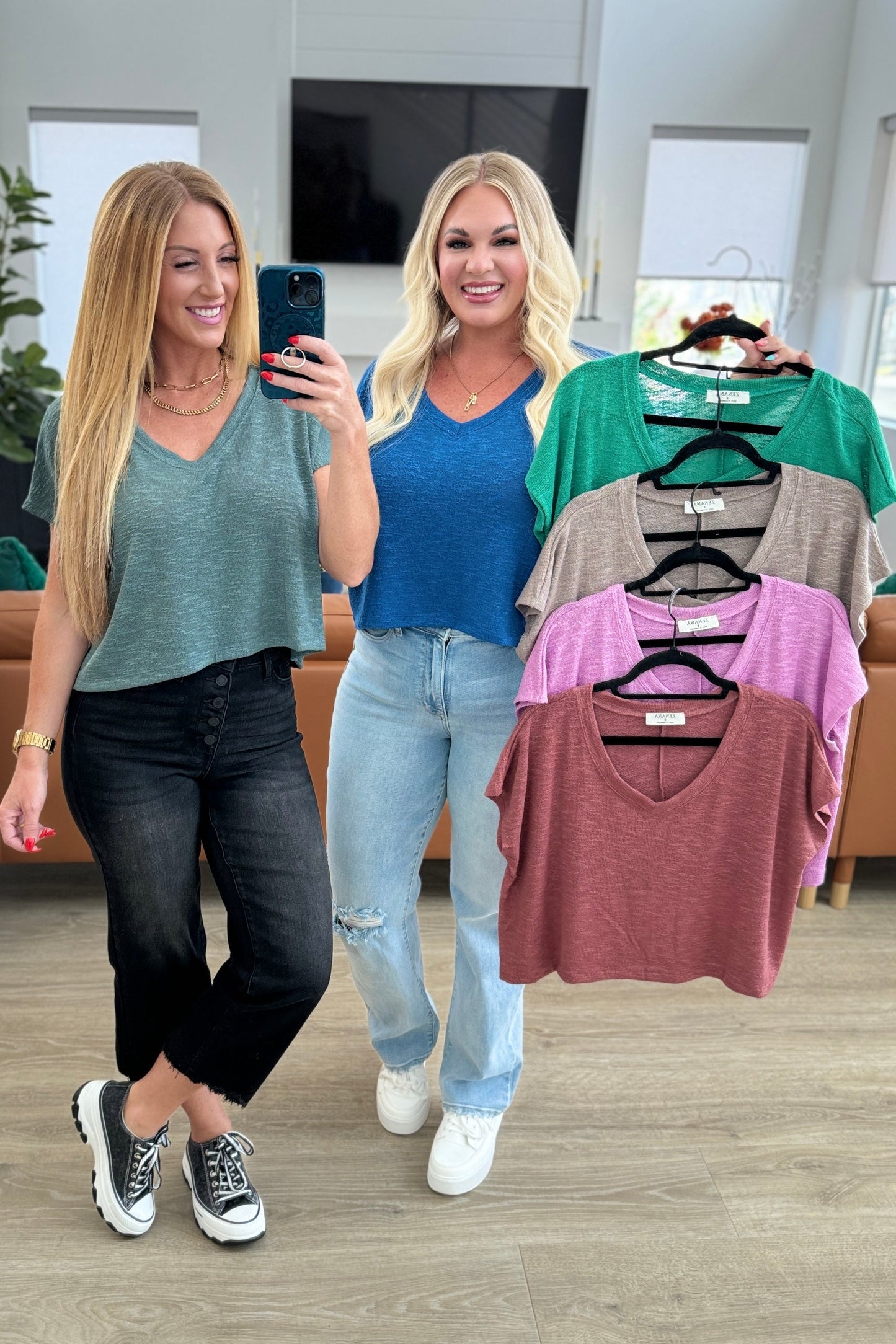 Classic Comfort Cropped V-Neck in Ash Jade