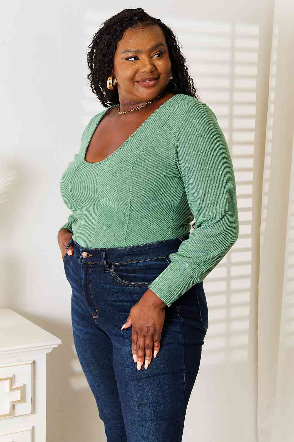 Nia Top