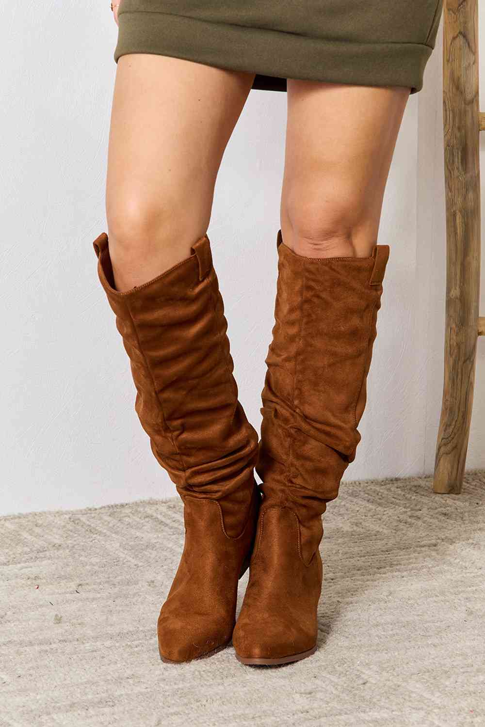 Kane Knee High Boots in Chestnut