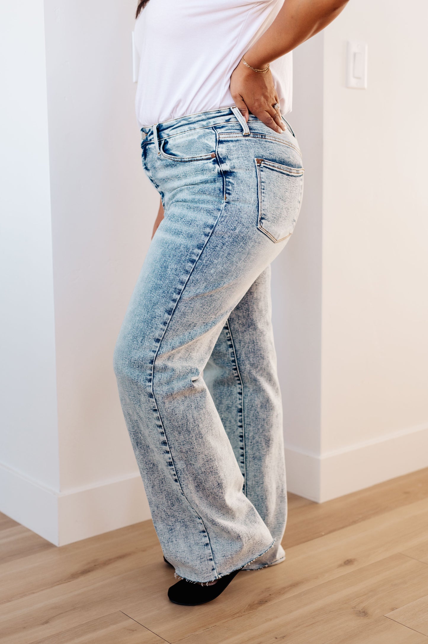 Acid Wash Wide Leg Jeans