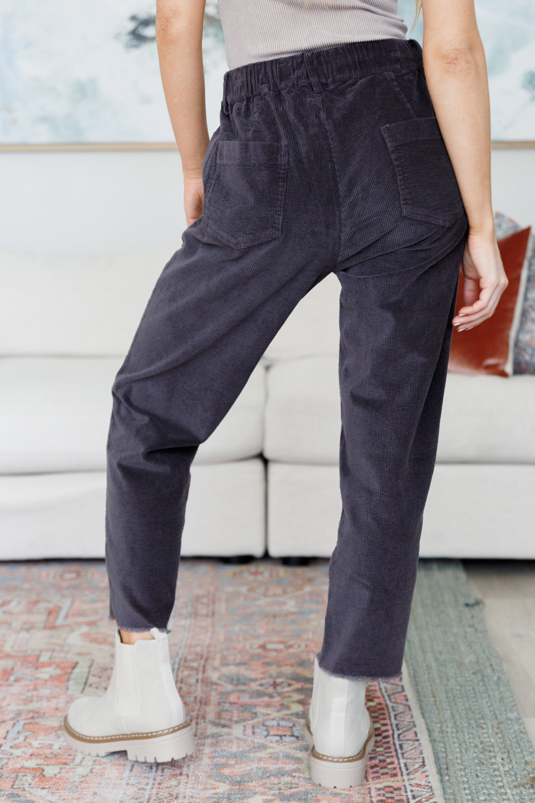 Leslie Corduroy Pants