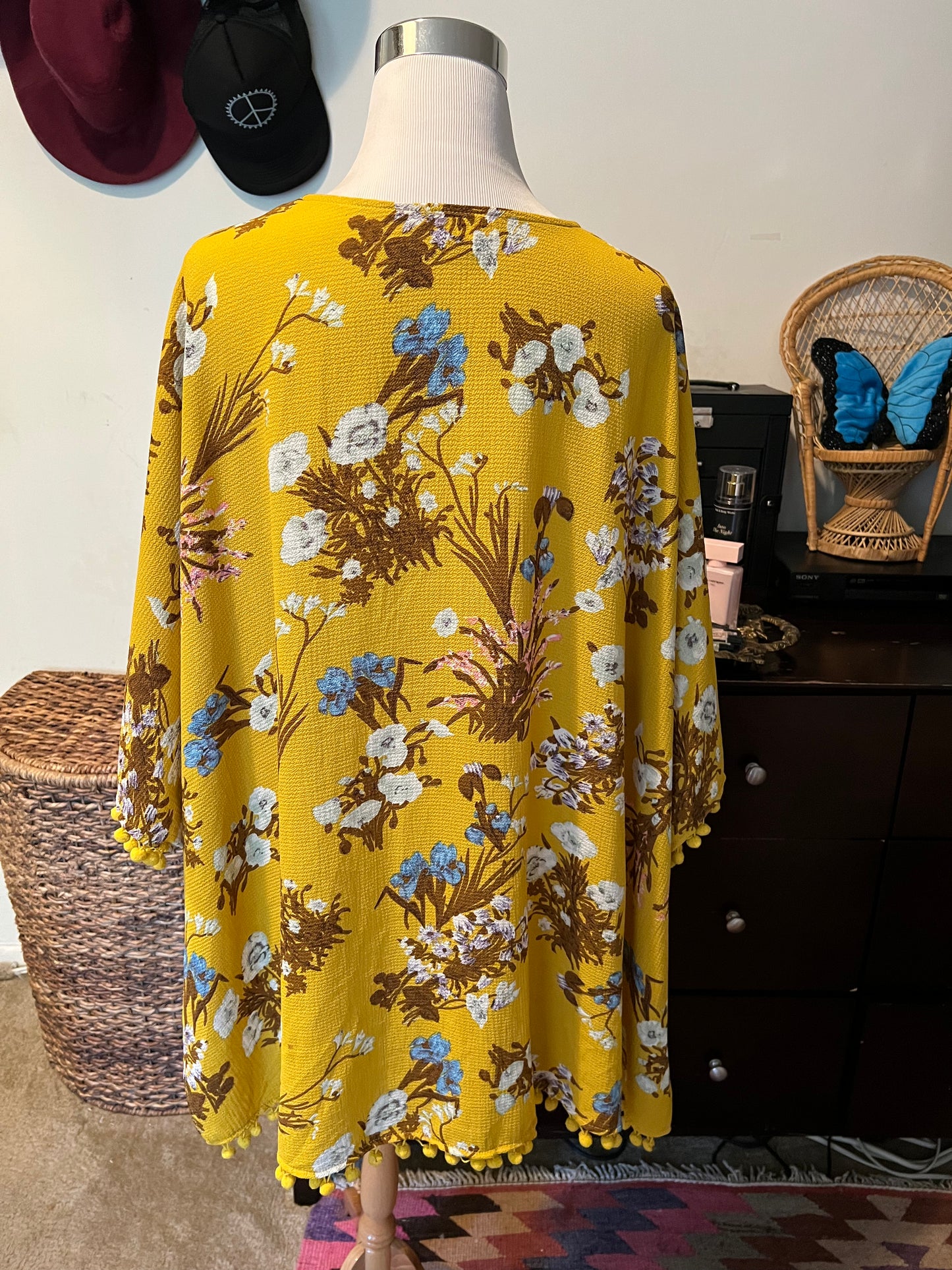 Amber Moon Revival: Bloom Kimono