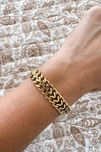 Golden Gleam Bracelet