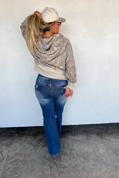 PREORDER: Camo Woods Easy Does It Pullover