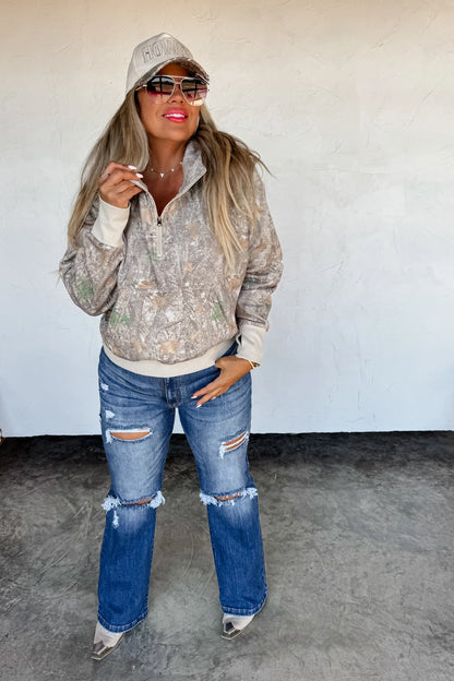 PREORDER: Camo Woods Easy Does It Pullover
