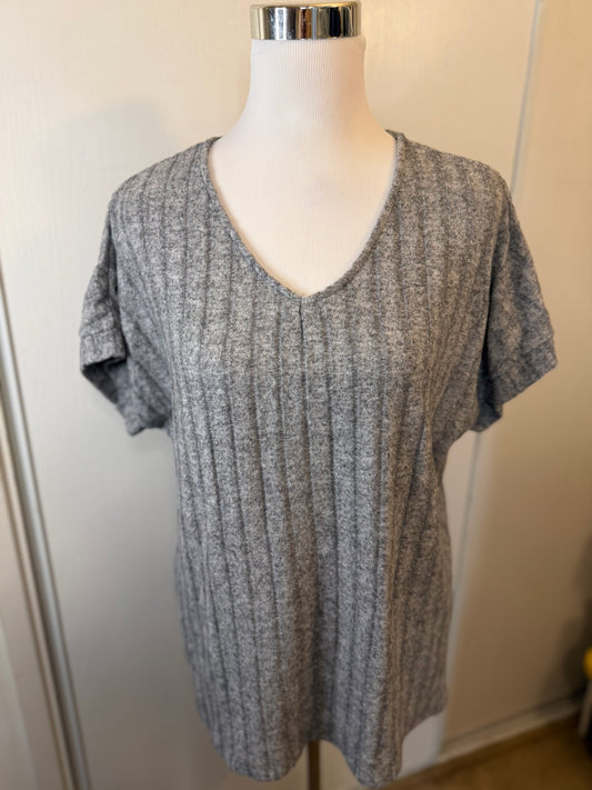 Amber Moon Revival: Grey Ribbed Short Sleeve Top NWOT