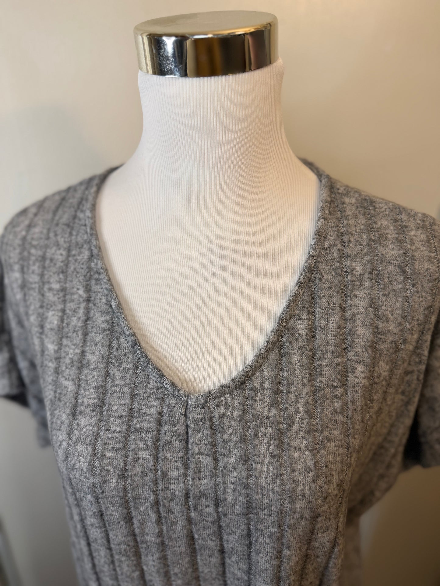 Amber Moon Revival: Grey Ribbed Short Sleeve Top NWOT