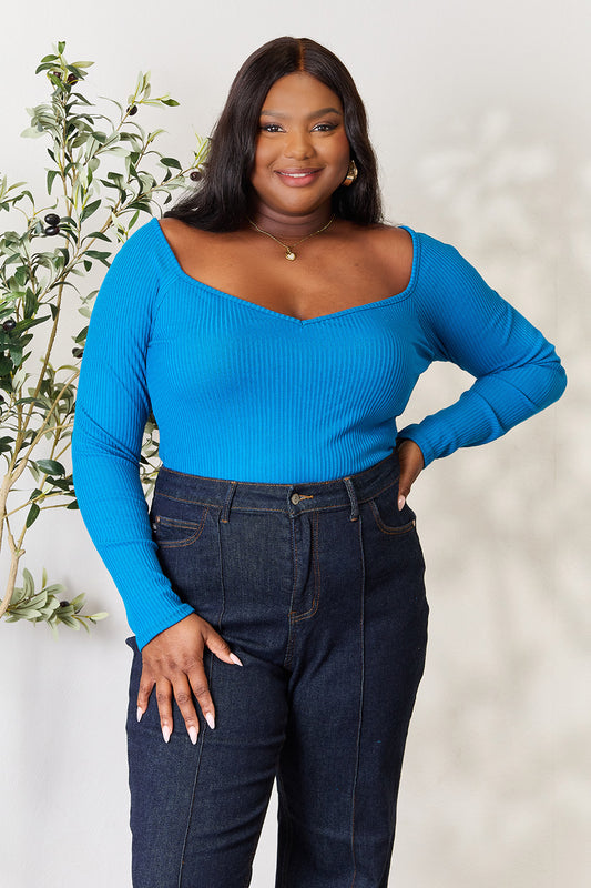 Peacock Sweetheart Neck Top