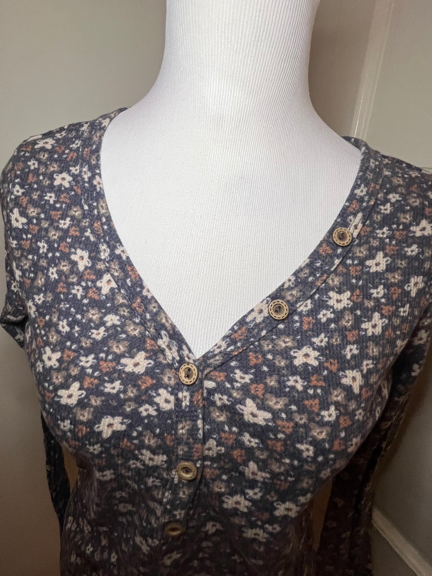 Amber Moon Revival: Navy Floral Henley Thermal