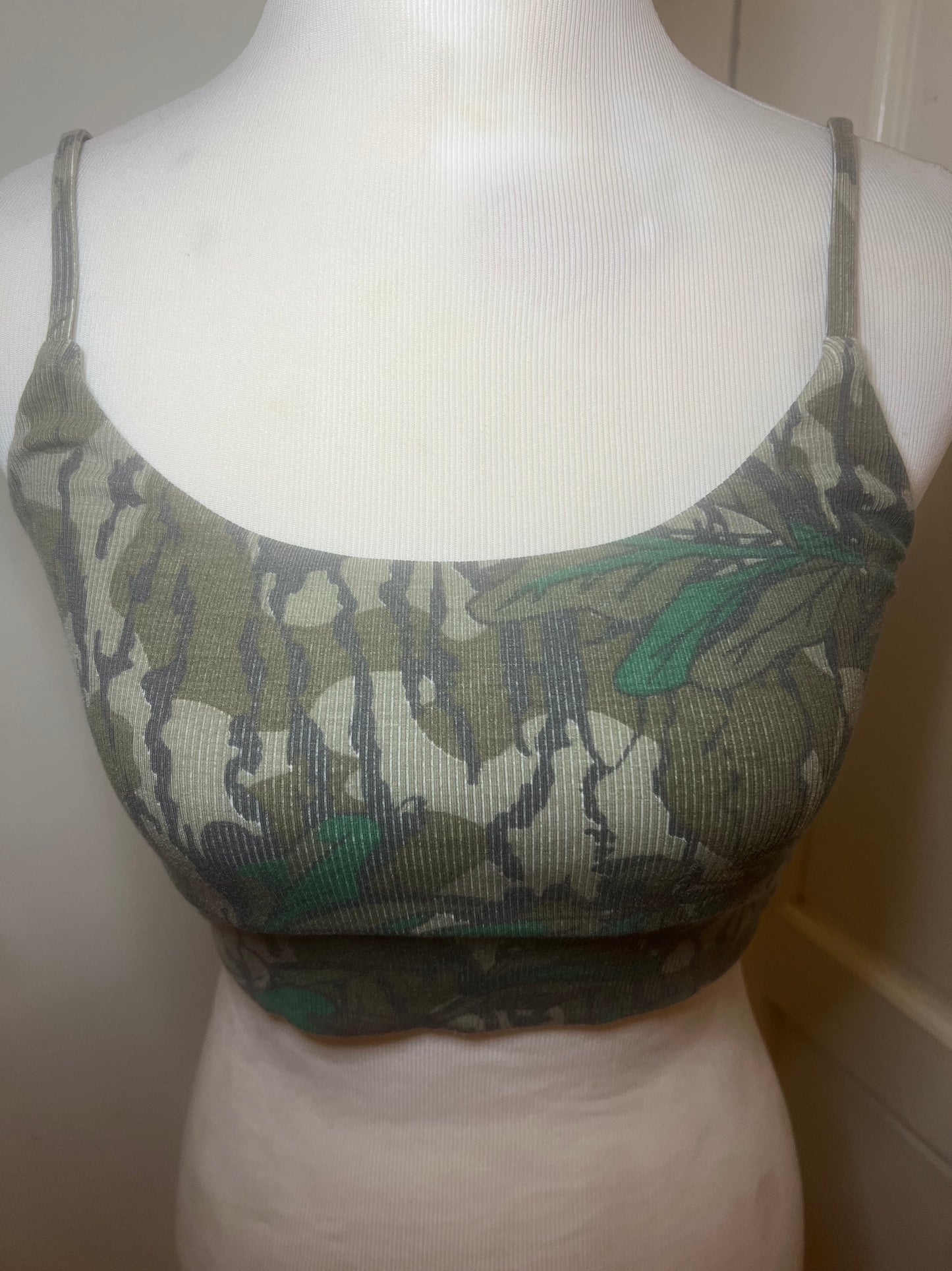 Amber Moon Revival: Tribe Kelley Mossy Oak Camo Traveler Bra in Greenleaf