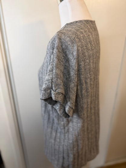 Amber Moon Revival: Grey Ribbed Short Sleeve Top NWOT