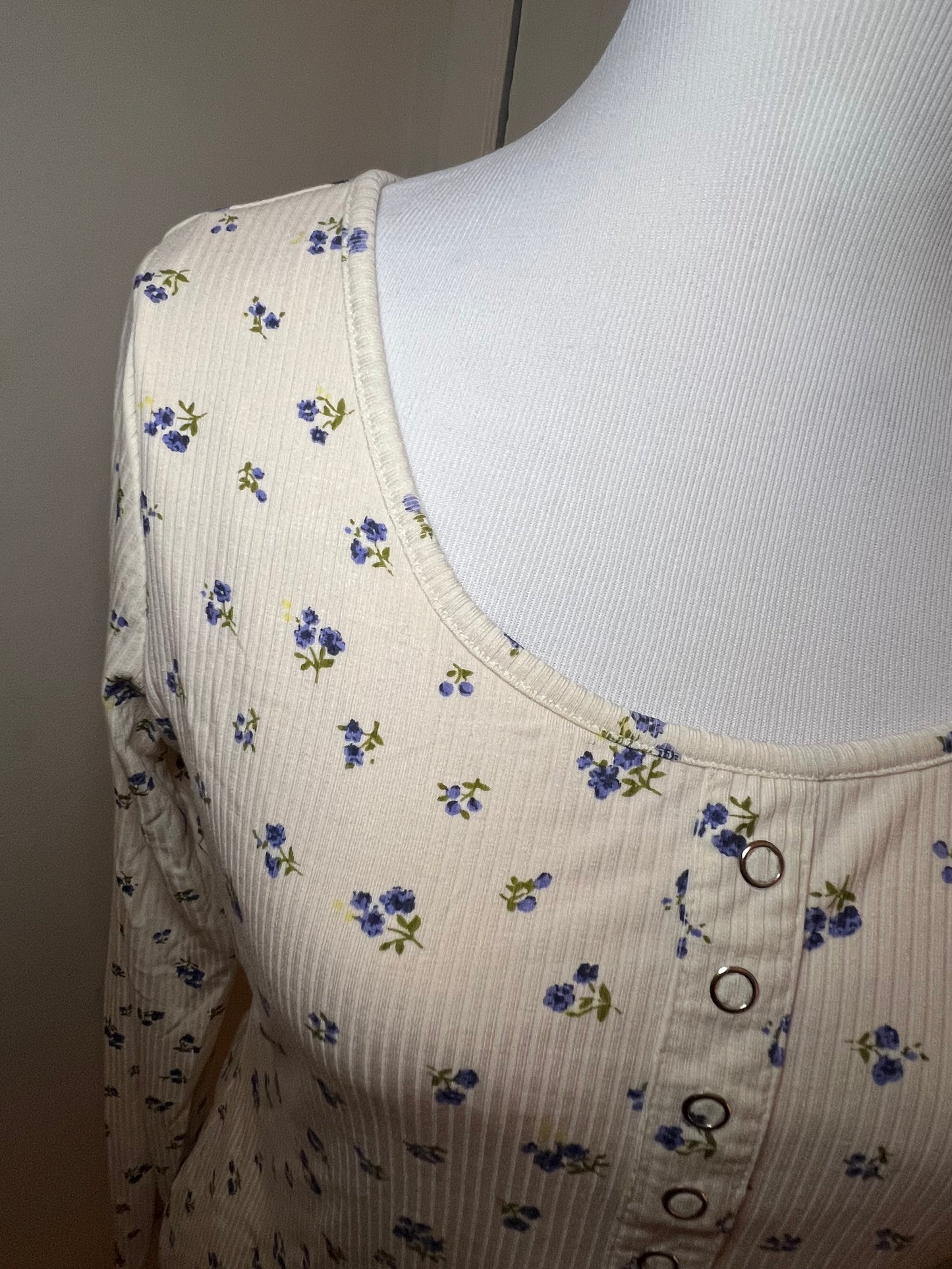 Amber Moon Revival: Built in Bra Blue Floral Thermal Top