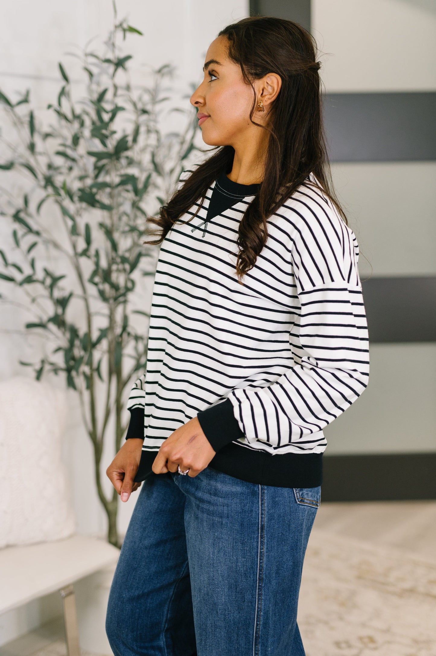 Drop Shoulder Pullover in White and Black
