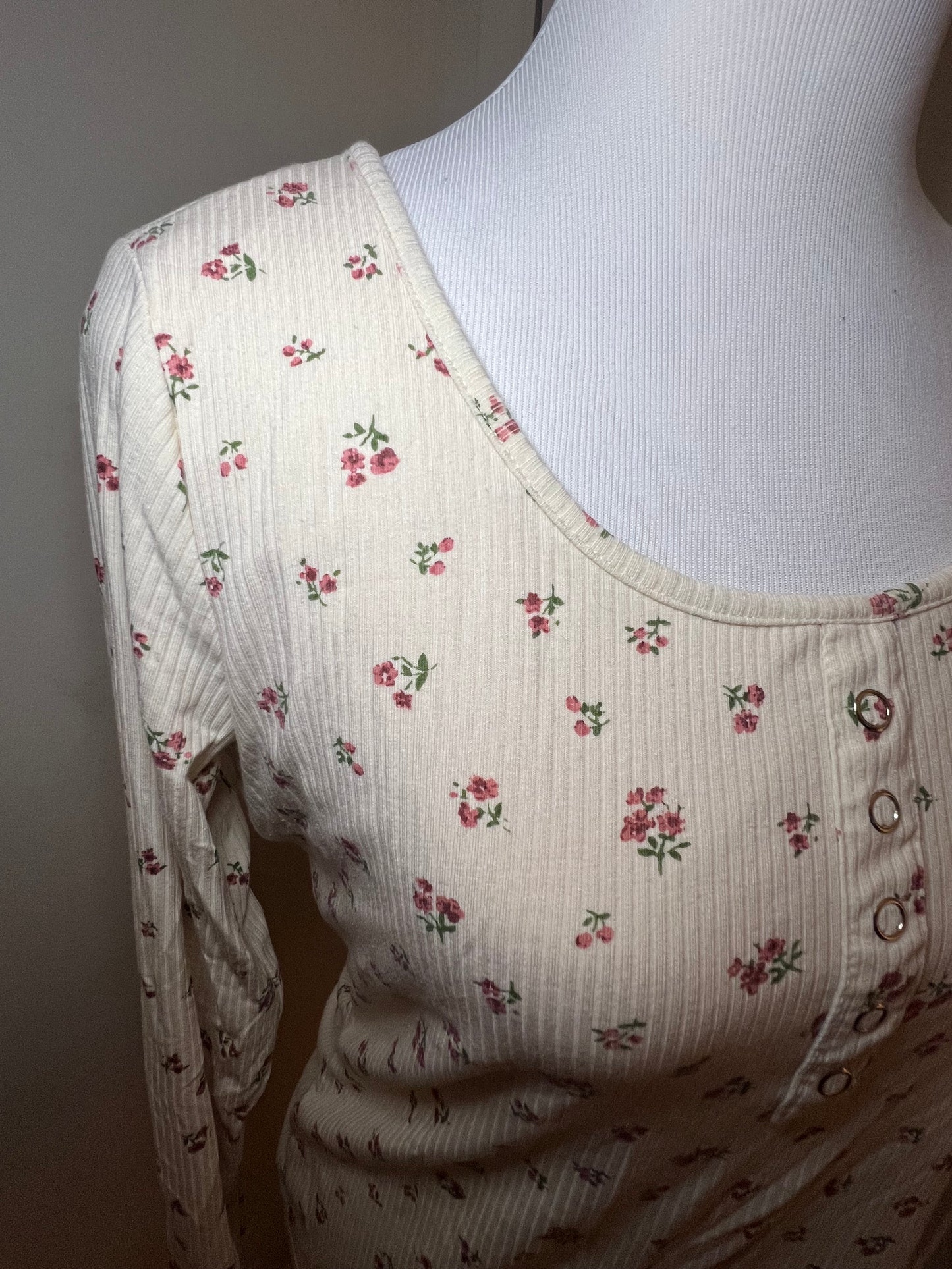 Amber Moon Revival: Built in Bra Pink Floral Thermal Top