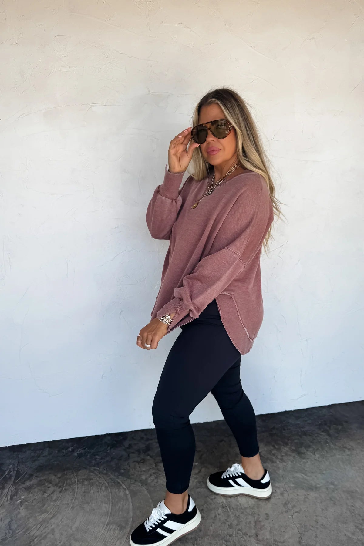 PREORDER: Joss Washed Sweatshirt