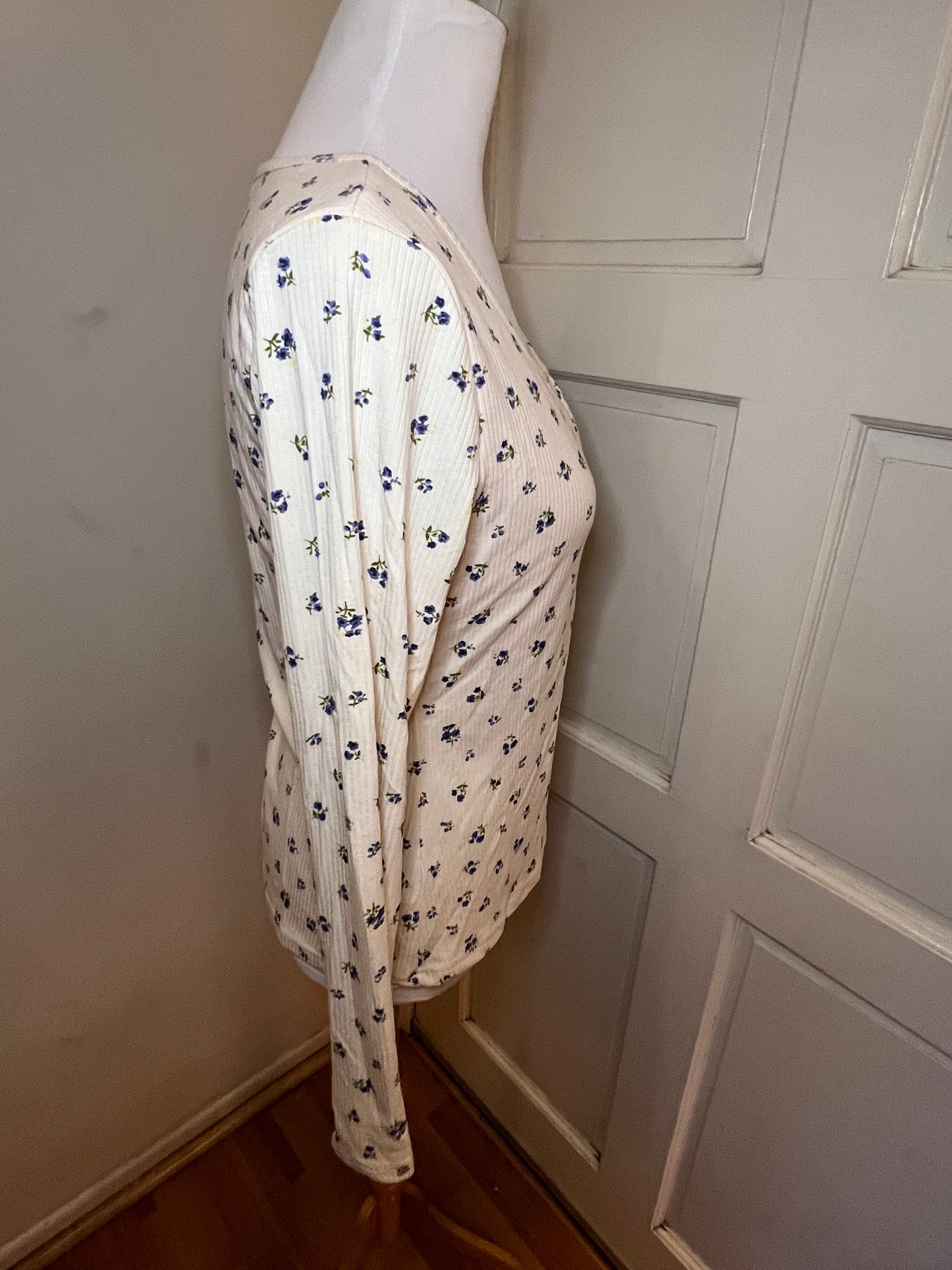 Amber Moon Revival: Built in Bra Blue Floral Thermal Top