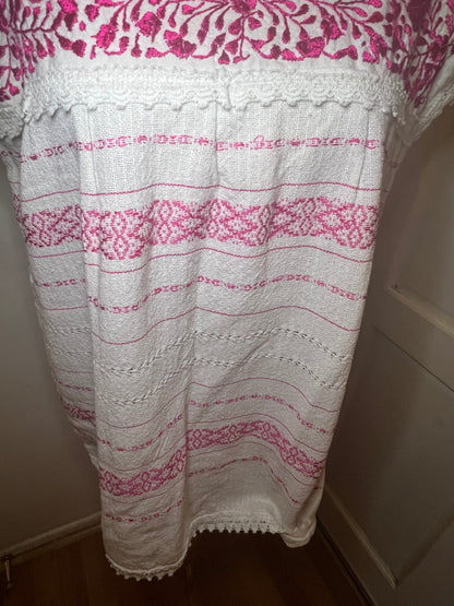 Vintage Mexican Floral Cotton Blouse in White and Pink