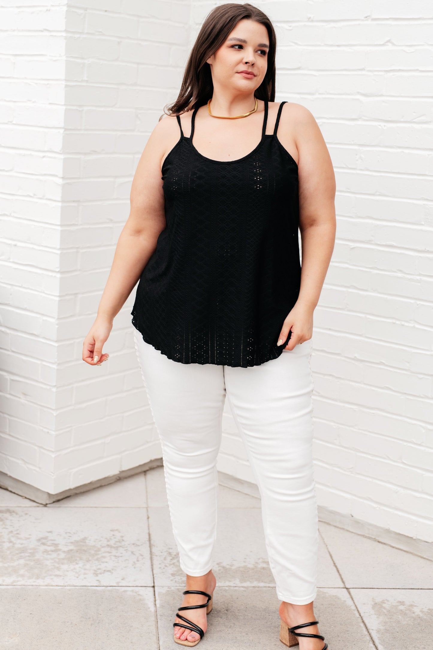 Eyelet Tank in Black