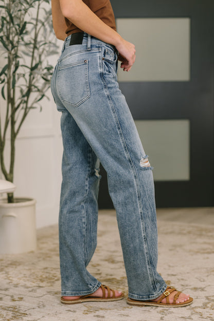 Kayla Distressed Straight Jeans