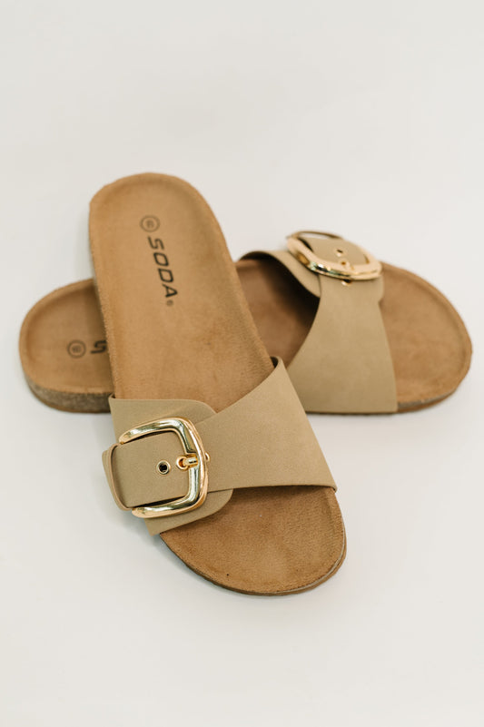 Lizzy Sandal