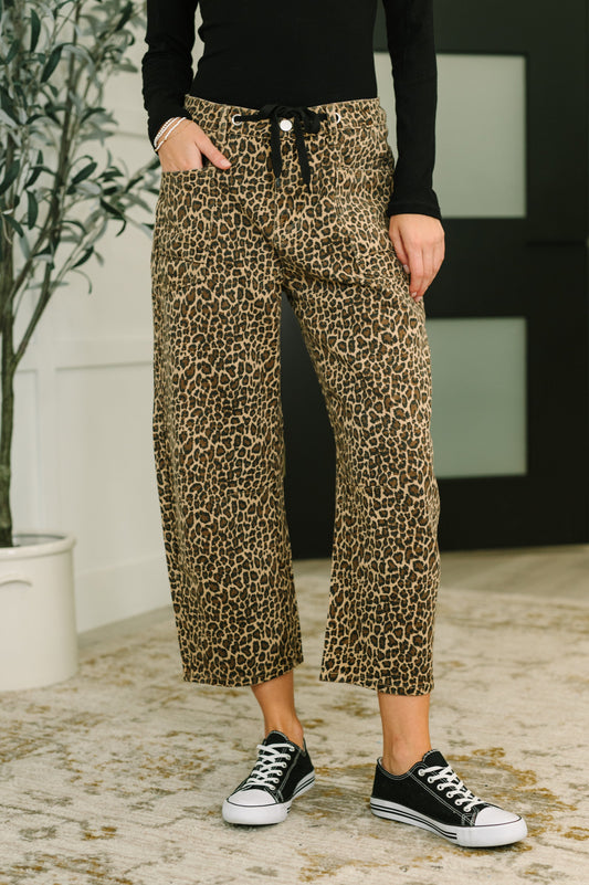 Leopard Barrell Ankle Crop Jean