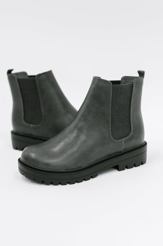 Paden Chelsea Boots