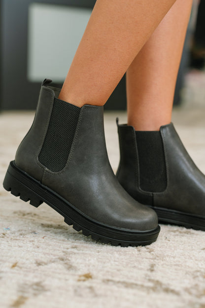 Paden Chelsea Boots