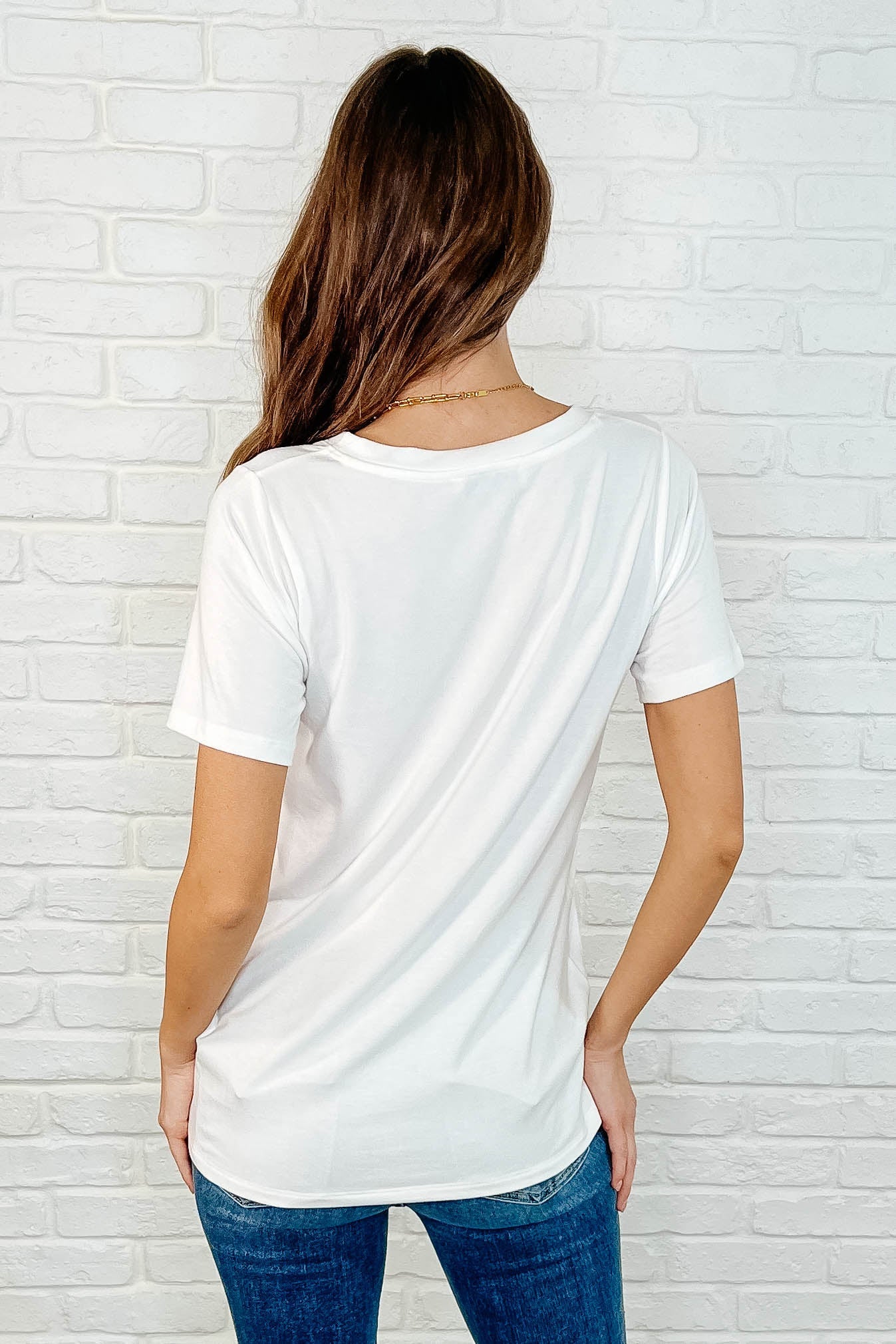 Every Outfit Basic V-Neck Top in Off White