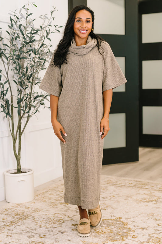 Travel Dress in Light Coco