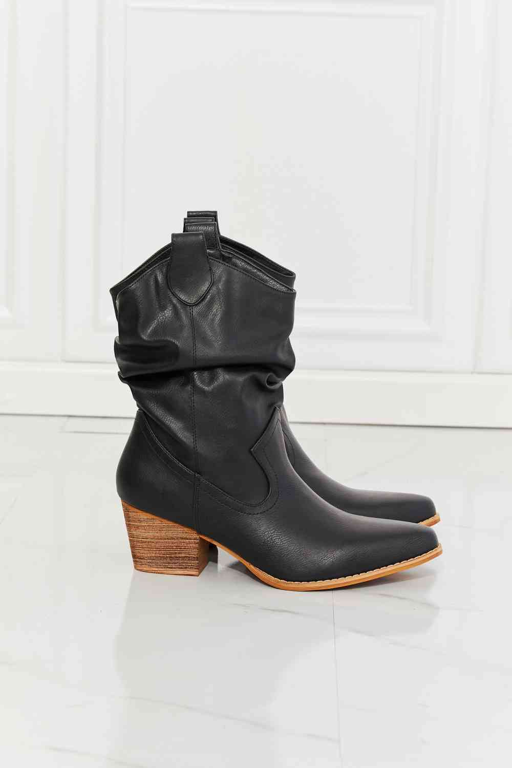 Scrunch Cowboy Boots in Black
